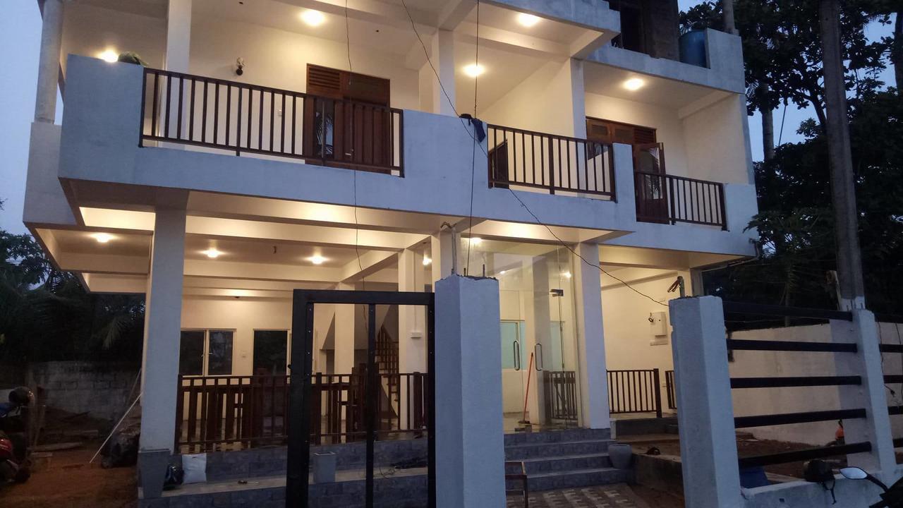 Himawari Beach Villa Matara Extérieur photo