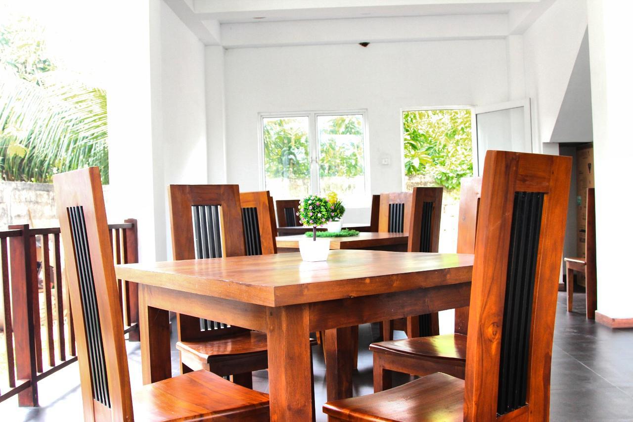 Himawari Beach Villa Matara Extérieur photo